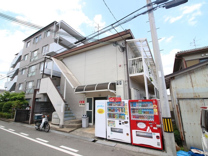 サンガ－デンル－ムの物件外観写真