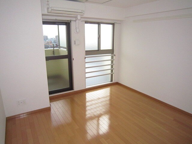 プリマヴェ－ラ神戸の物件内観写真