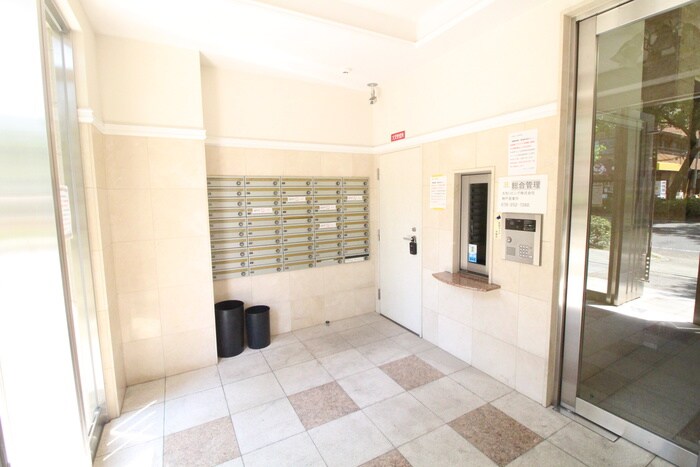 プリマヴェ－ラ神戸の物件外観写真