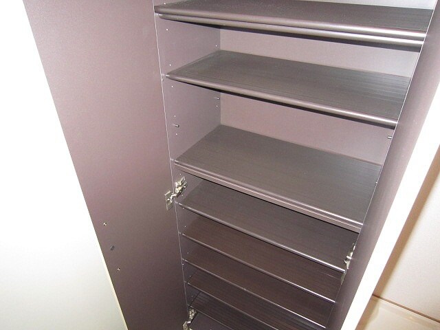 プリマヴェ－ラ神戸の物件内観写真