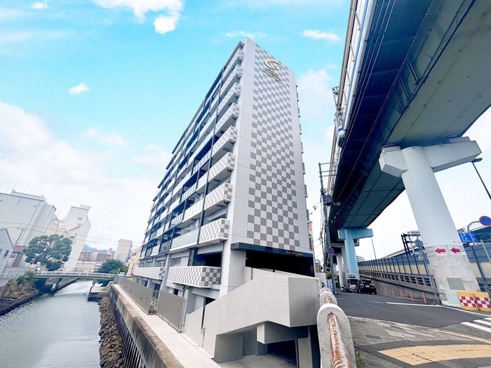 ﾌｧｽﾃｰﾄ神戸ﾏｰｼﾞｭ(907)の物件外観写真