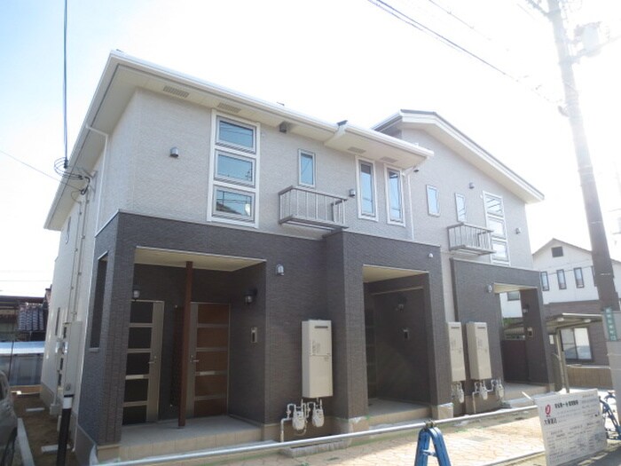 プルミエ・静徳Ⅱの物件外観写真