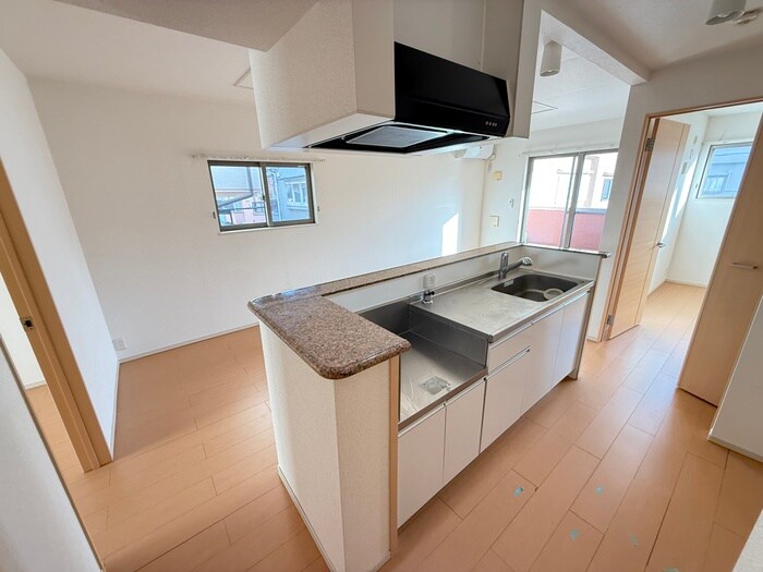 カーサ　エレガンツァの物件内観写真