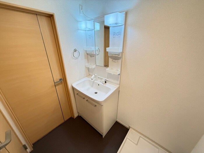 カーサ　エレガンツァの物件内観写真