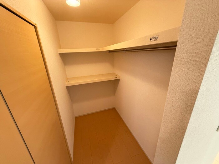 カーサ　エレガンツァの物件内観写真