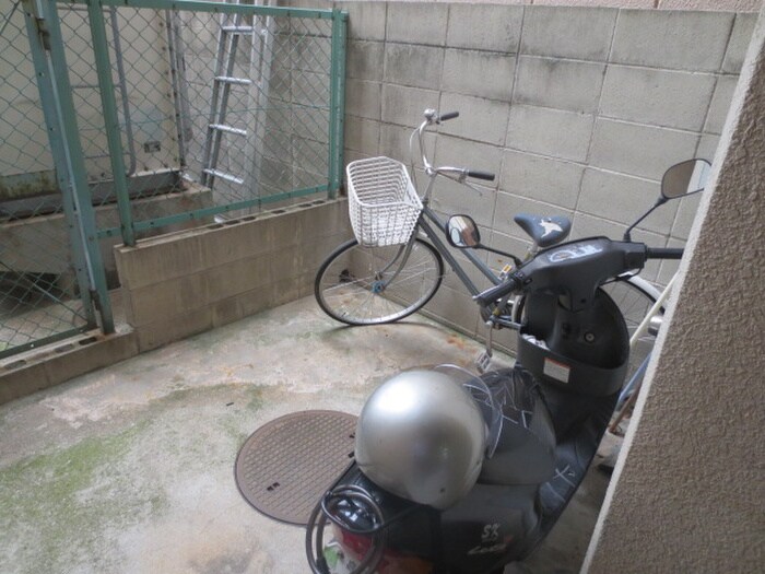 クレ－ル綾園の物件外観写真