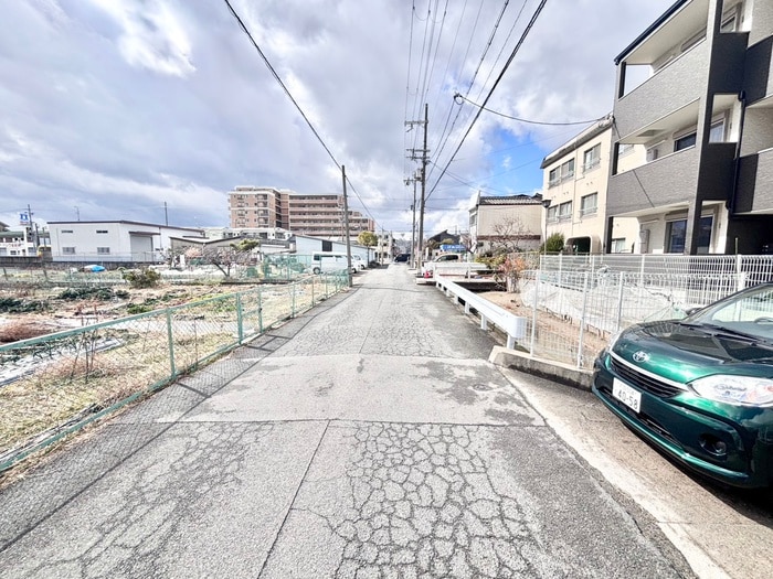 アッサンブレの物件外観写真