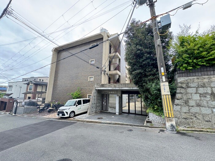 富貴苑（千里山）の物件外観写真