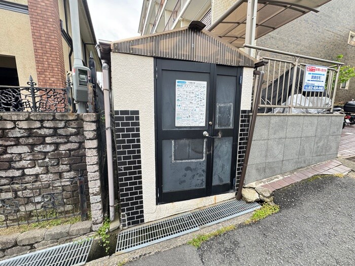 富貴苑（千里山）の物件外観写真