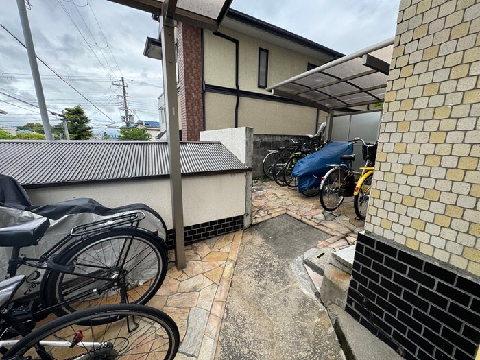 富貴苑（千里山）の物件外観写真