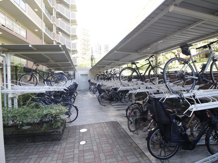 新千里東町ｱｰﾊﾞﾝﾗｲﾌ(807)の物件外観写真