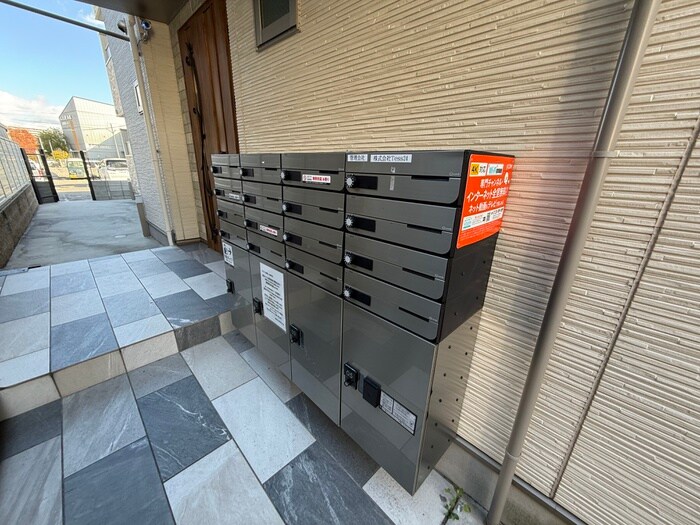 クリエオーレ瓜破東の物件外観写真