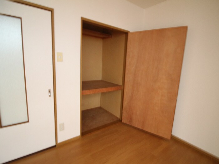 高安グリーンハイツの物件内観写真