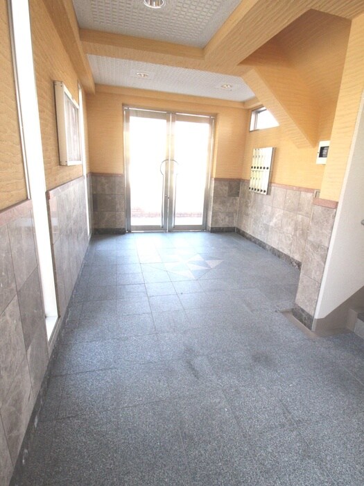 サンシャインヒルの物件外観写真