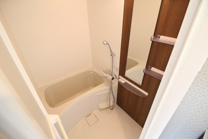 ｴｽﾘｰﾄﾞ大阪上本町ﾚｼﾞｪｰﾛ(904)の物件内観写真