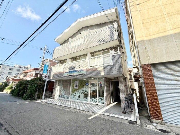 積和マンションの物件外観写真