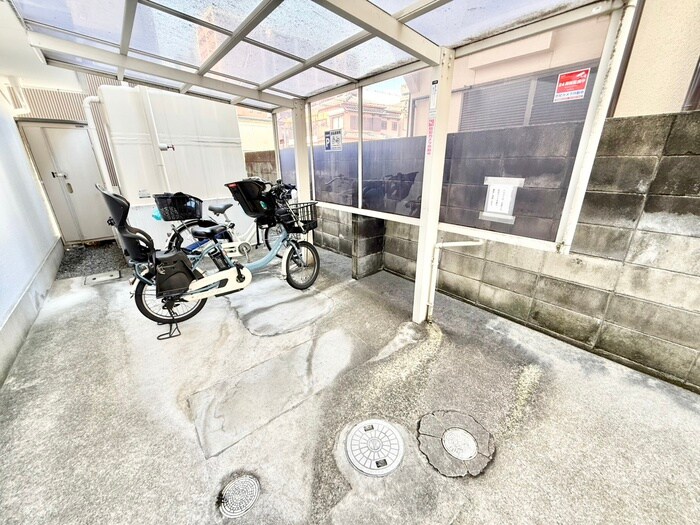 積和マンションの物件外観写真