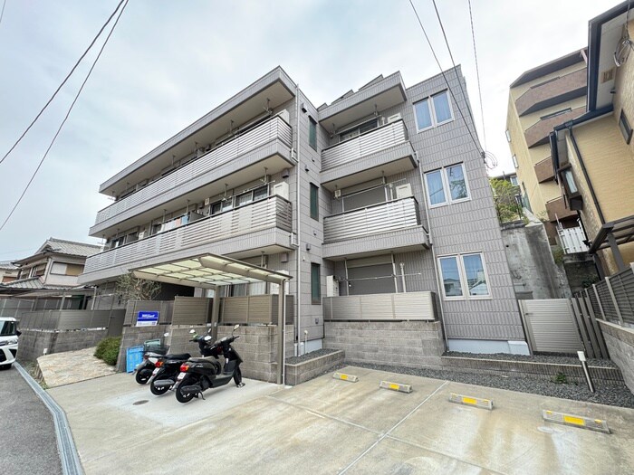 コンフォール山手の物件外観写真