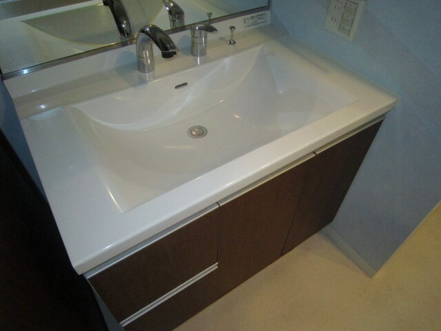 ｶｽﾀﾘｱﾀﾜｰ長堀橋の物件内観写真