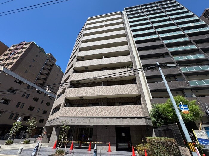 リ－ガル江戸堀(1001)の物件外観写真