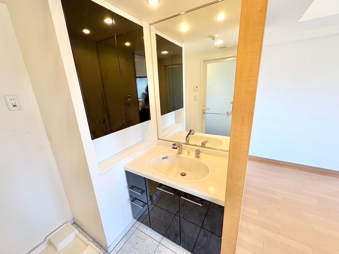 リ－ガル江戸堀(1001)の物件内観写真