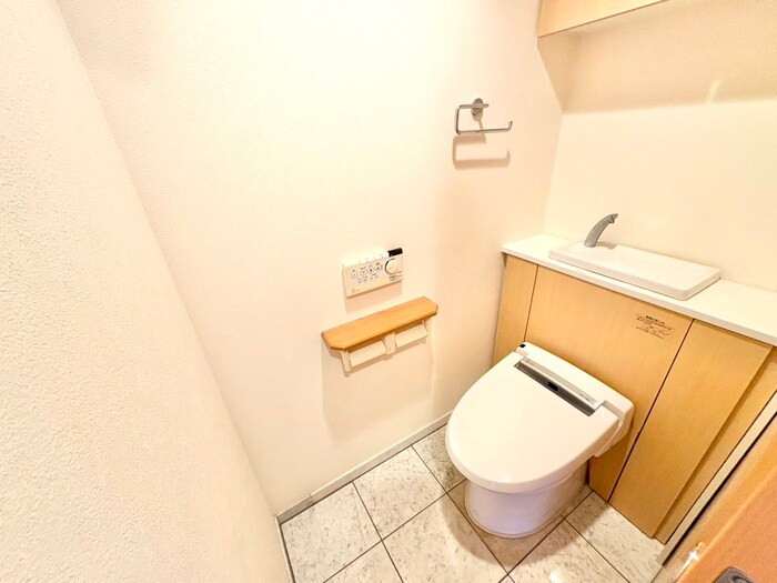 リ－ガル江戸堀(1001)の物件内観写真