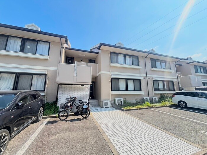 ルミエ－ル　Ｂ棟の物件外観写真