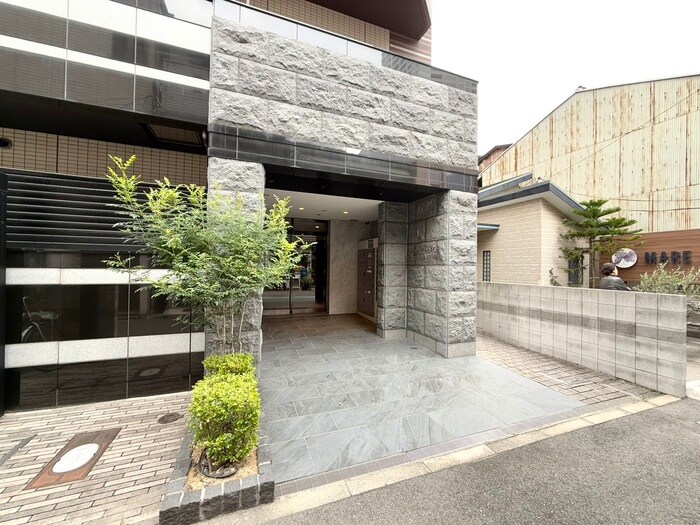 セイワパレス福島駅前の物件外観写真