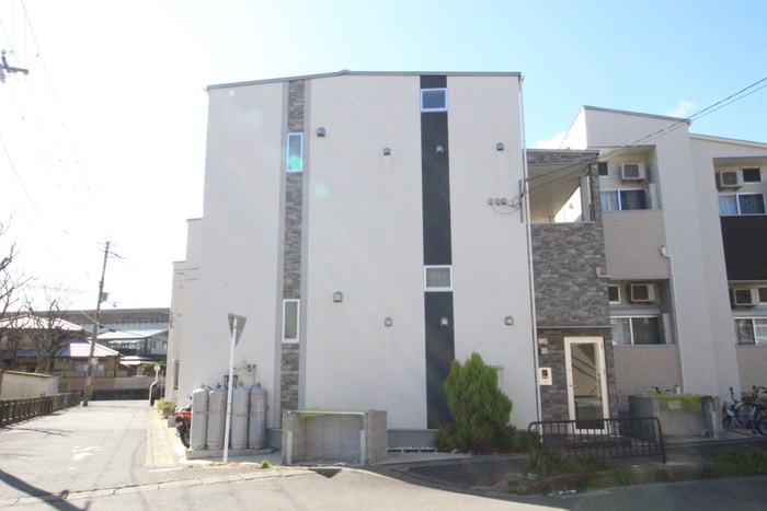 Ａｕｔｕｍｎ　Ｆｏｒｅｓｔの物件外観写真