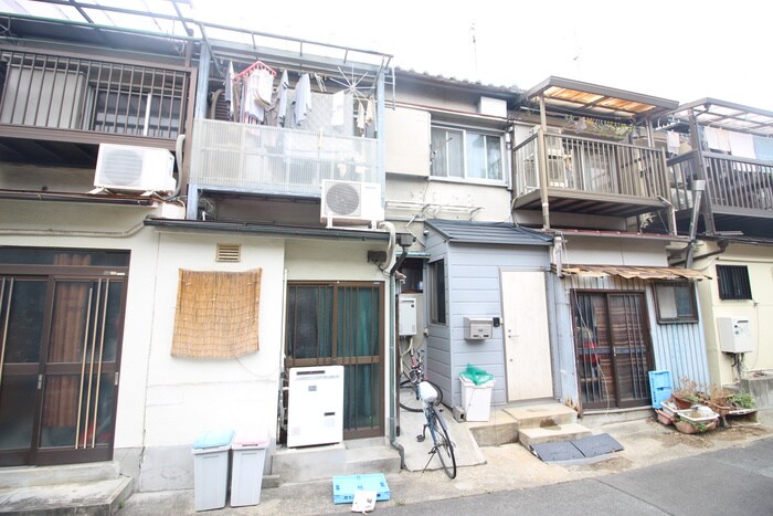 豊南町西テラスハウスの物件外観写真