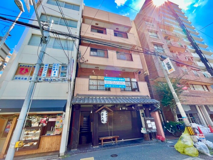 モアビルの物件外観写真