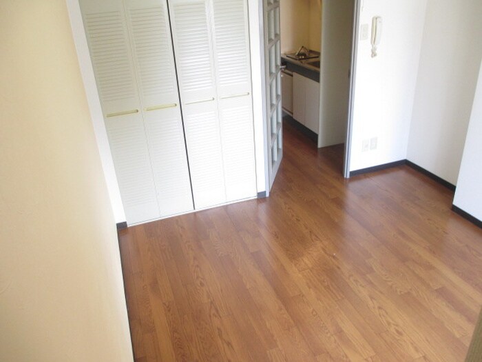 リベルタ猪名寺の物件内観写真