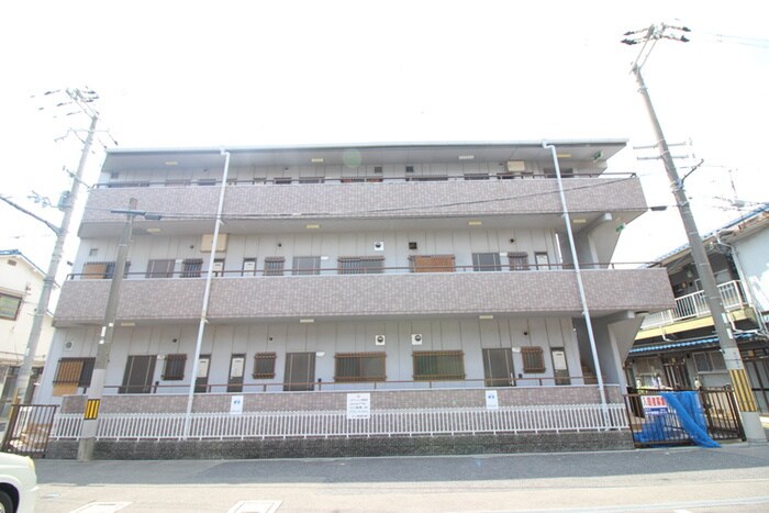 オーク四条畷の物件外観写真