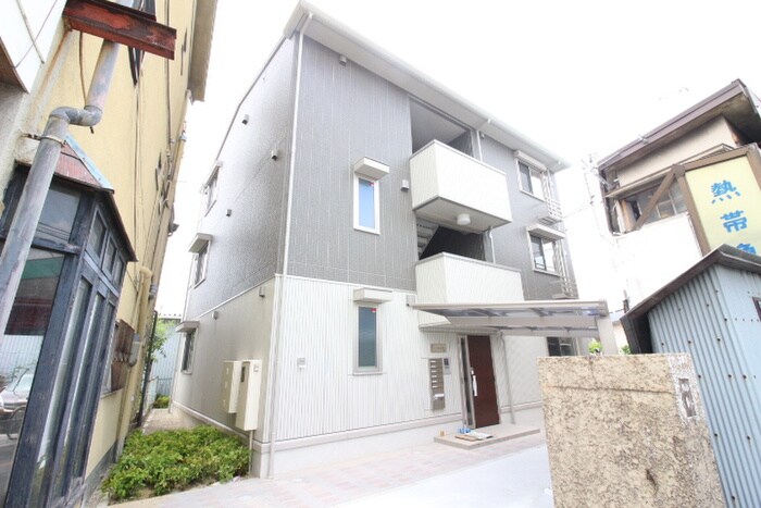 パール川西の物件外観写真