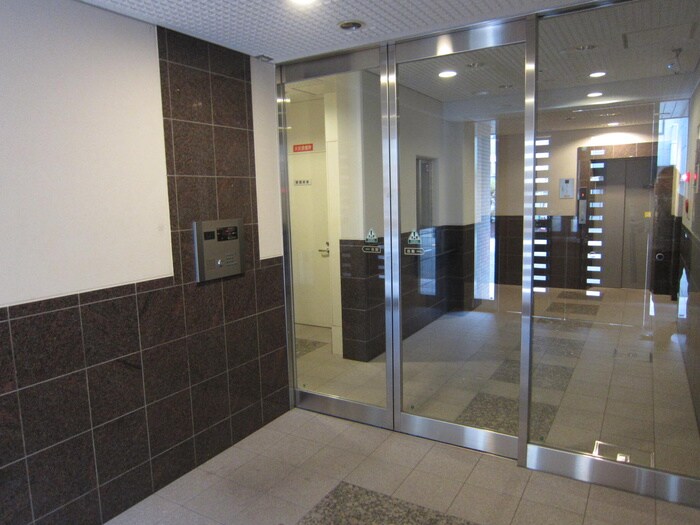 セゾンコ－ト新大阪の物件外観写真