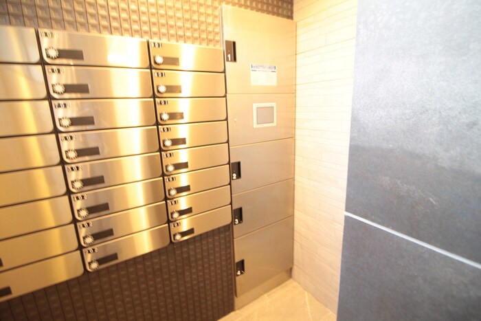 トレフル立花の物件外観写真