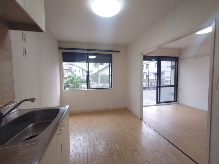 フレグランス西渋川の物件内観写真