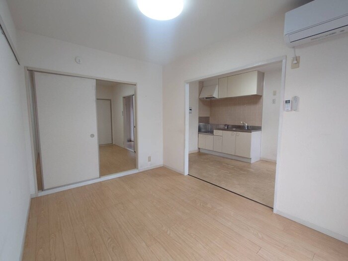 フレグランス西渋川の物件内観写真