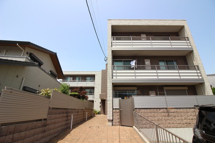 ﾒｿﾞﾝ･ｽｸｴｱﾋﾙｽﾞの物件外観写真