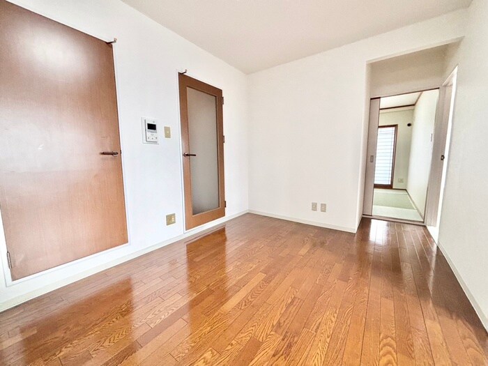 ヒルズシティ寝屋川の物件内観写真