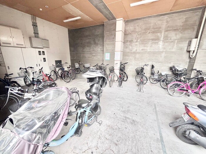 ヒルズシティ寝屋川の物件外観写真