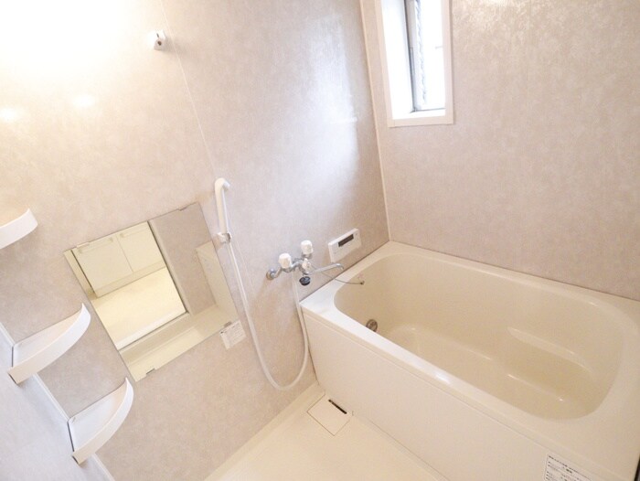 プラ－フ羽坂の物件内観写真