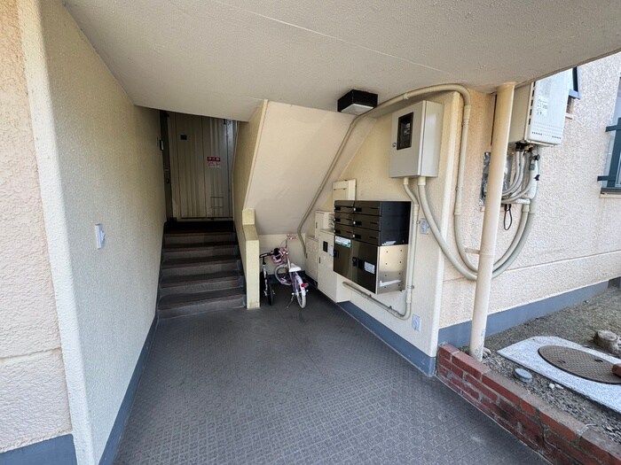 サンリビング仁川の物件外観写真