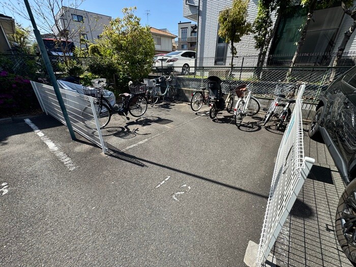 サンリビング仁川の物件外観写真