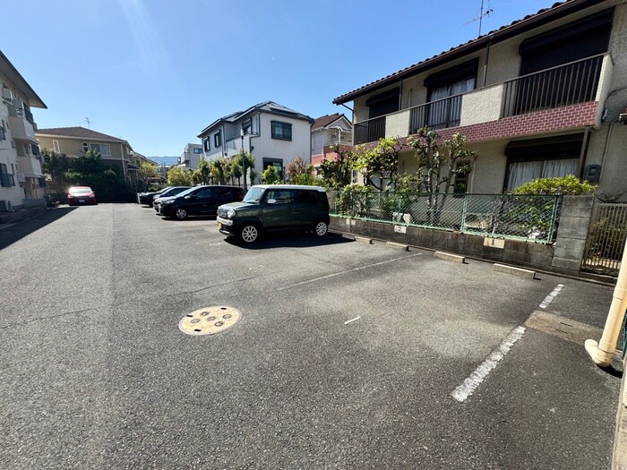 サンリビング仁川の物件外観写真