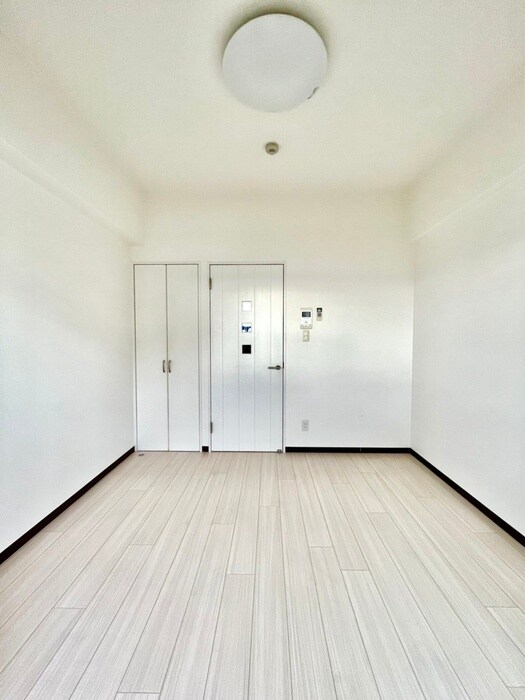 U-ro鶴橋駅前の物件内観写真