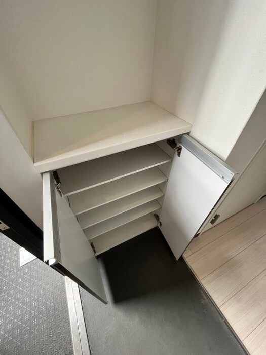 U-ro鶴橋駅前の物件内観写真