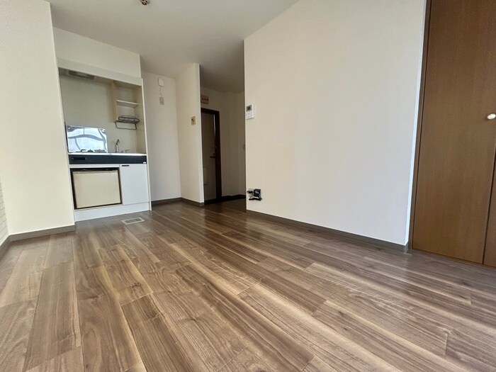 シャトレ下新庄の物件内観写真