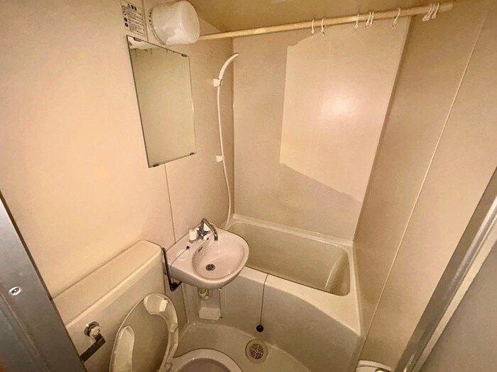 シャトレ下新庄の物件内観写真