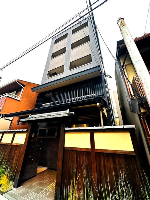 Ｆｌａｉｒ京都五条烏丸の物件外観写真